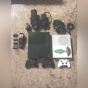 • TWO XBOX DEAL  + EXTRA MISC ITEMS